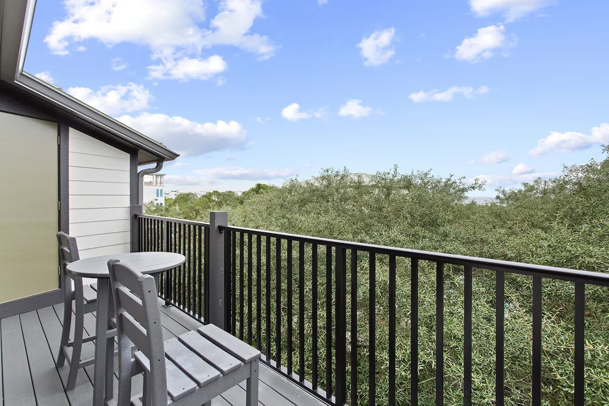 Balcony view toward the Gulf